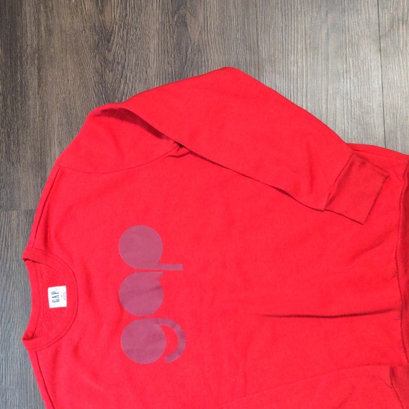 GAP Other - Gap Men's XS Red Crewneck with Maroon Gap Graphic